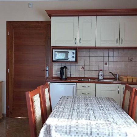 Nefelejcs Fagyizo Es Apartmanhaz Kistolmacs Dış mekan fotoğraf